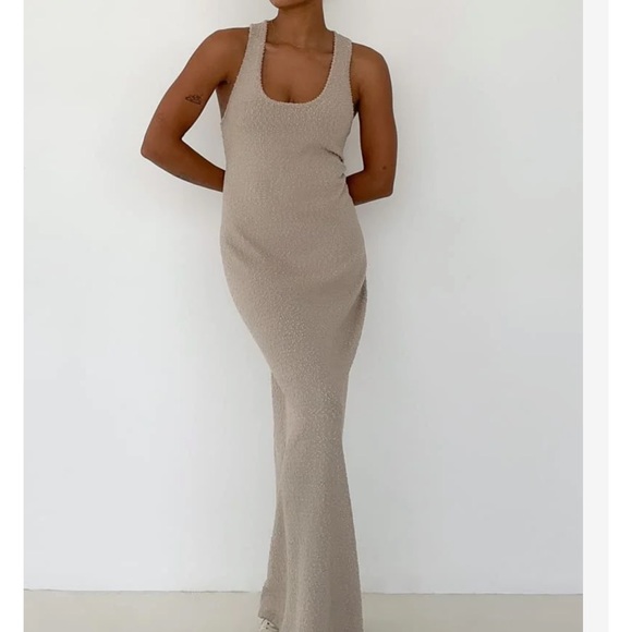 Rumored cloud nine maxi dress - Picture 1 of 7